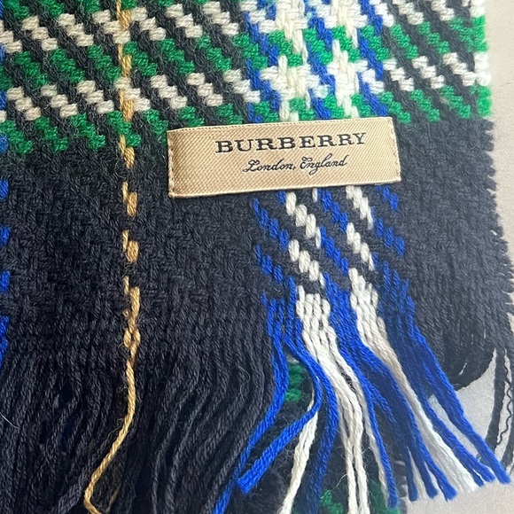 AUTHENTIC Burberry Merino Wool Navy Multicolor Vintage Check Scarf - Picture 6 of 8